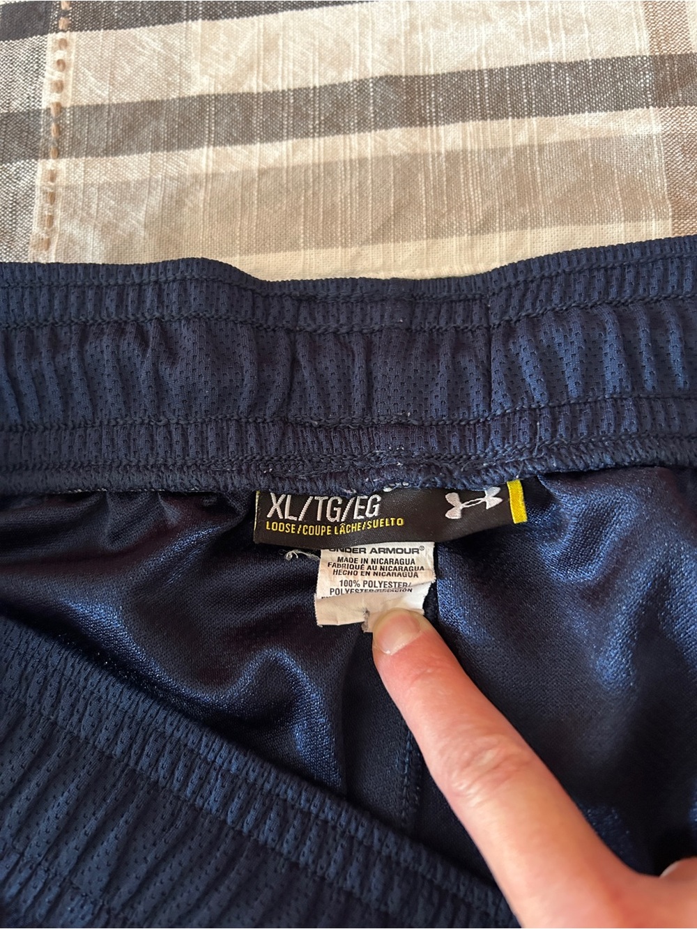 Under Armour Navy and Red Men's Athletic Shorts - Picture 8 of 9